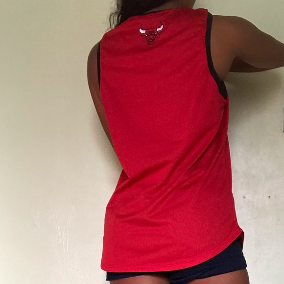 Top - Picture 2 of 2